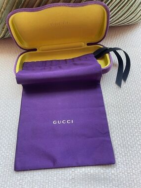 Gucci Purple Velvet Sunglasses Pouch with Yellow Interior Case